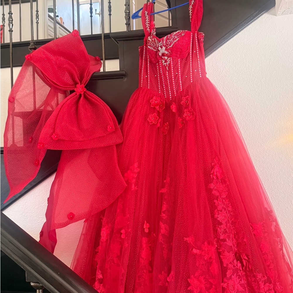 Elegant Red Maxi Dress